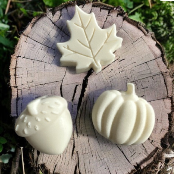3 Hand Crafted Fall Soap - Picture 2 of 6